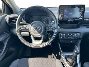 Toyota Yaris - 8