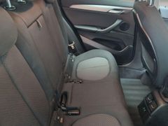 BMW X1 sDrive20i Advantage Aut/PDC/Kamera/Navi/LED