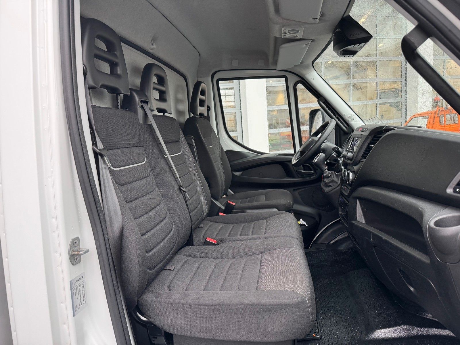 Fahrzeugabbildung Iveco Daily 70C18 A8 *Koffer*LBW*Automatik*