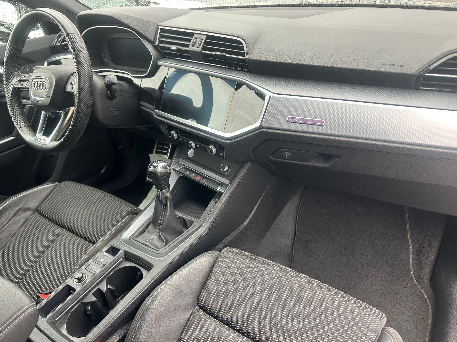 Fahrzeugabbildung Audi Q3 35 TFSI S LINE SPORTPAKET*MOD.2020+VIRTUAL*