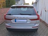 Volvo XC60 D4 AWD Momentum Geartronic Momentum - Volvo Gebrauchtwagen in Dortmund