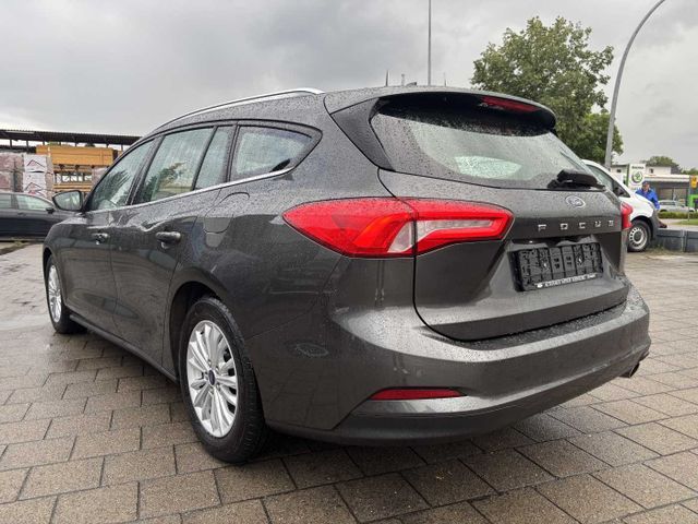 Ford Focus Turnier 1.5 EcoBoost Aut. TITANIUM