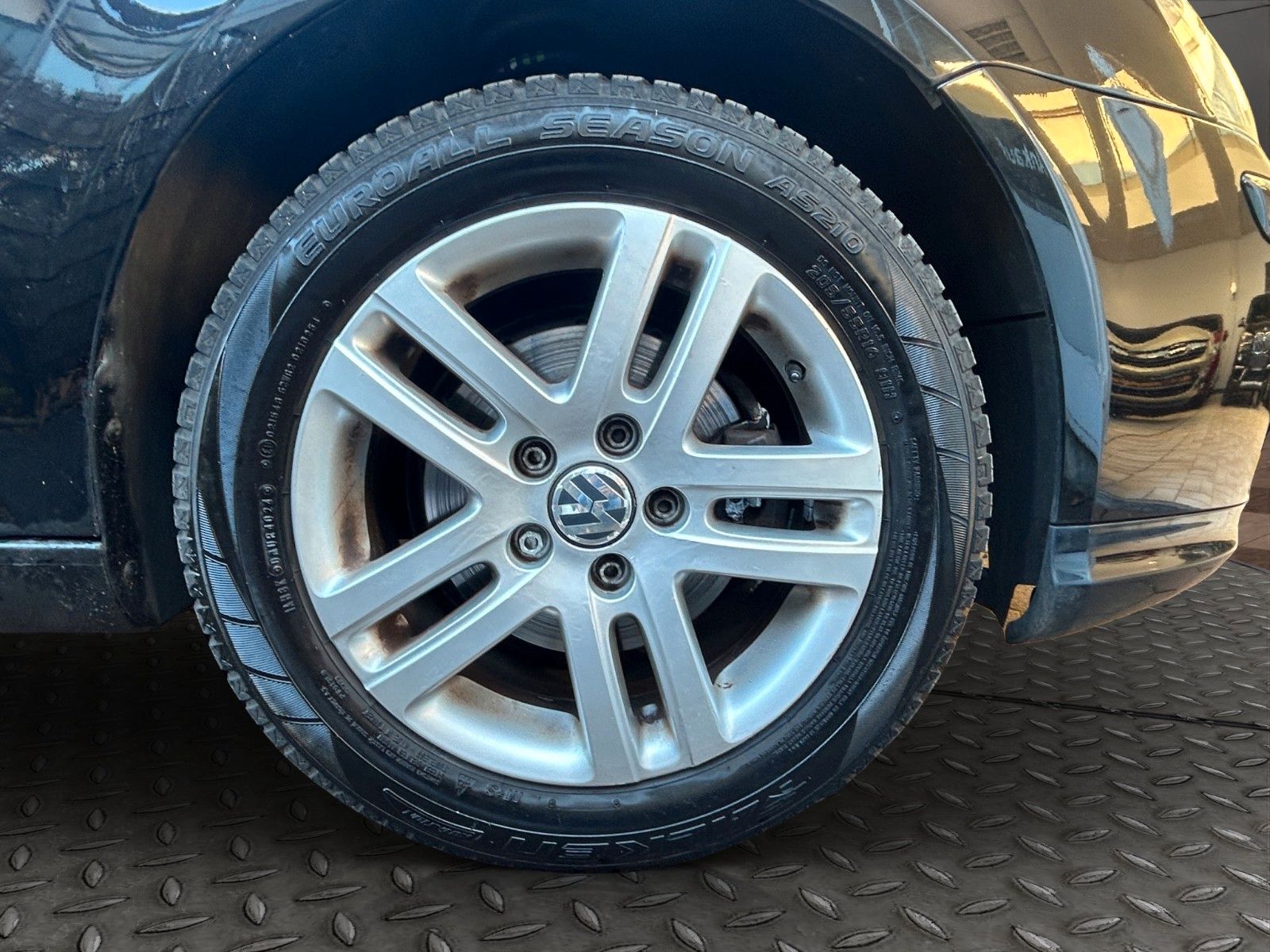 Fahrzeugabbildung Volkswagen Golf V Lim. Edition Klima/TÜV NEU/