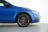 Skoda OCTAVIA COMBI RS 2.0TDI DSG TEILLEDER+BI-XENON - Skoda Octavia: 2.2