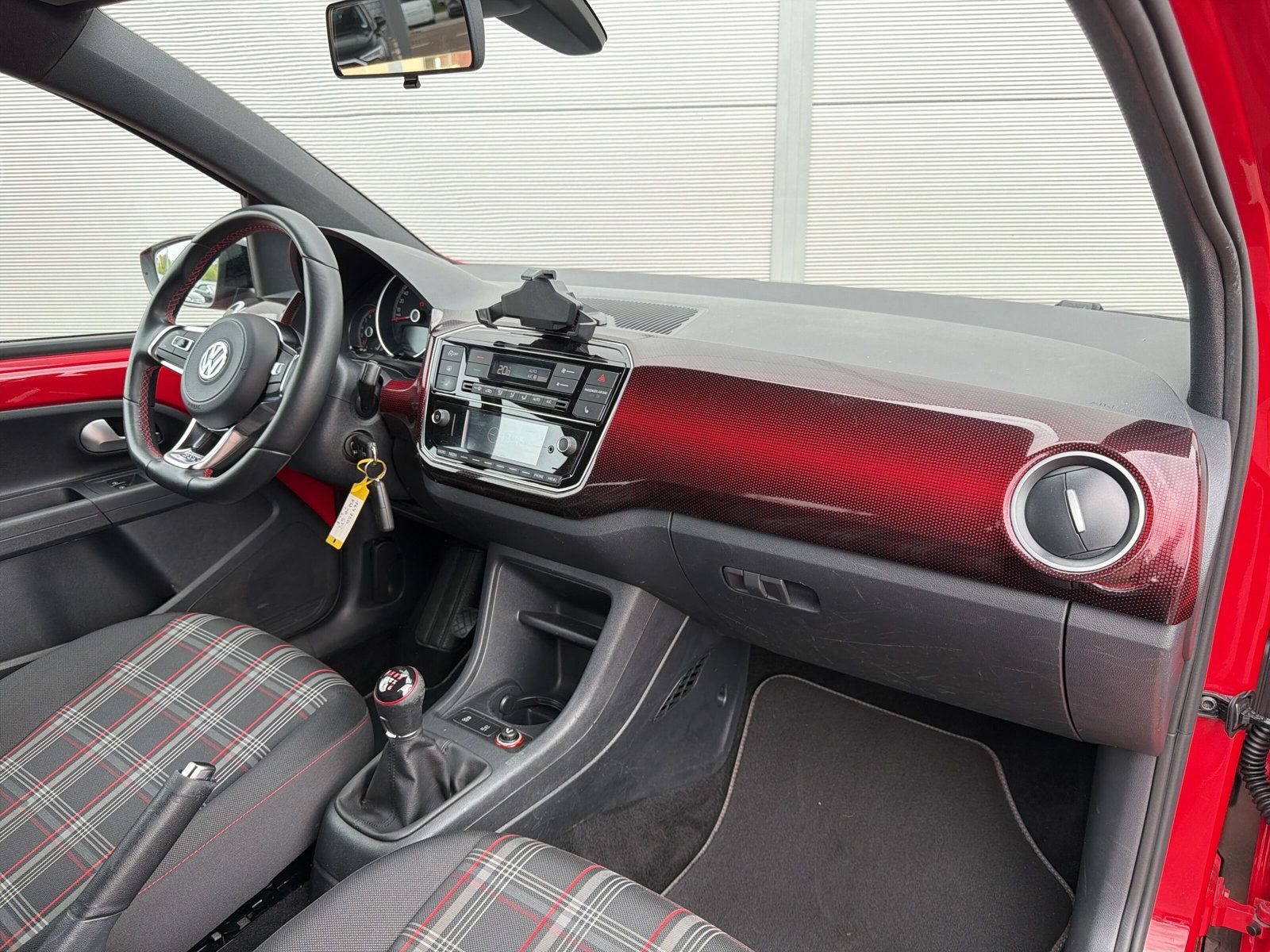 Fahrzeugabbildung Volkswagen up! GTI 1.0 TSI Beats 17Zoll DAB+