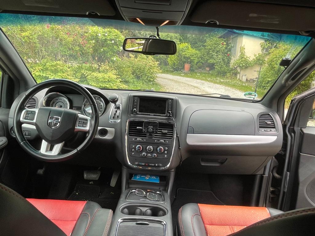 Dodge Grand Caravan