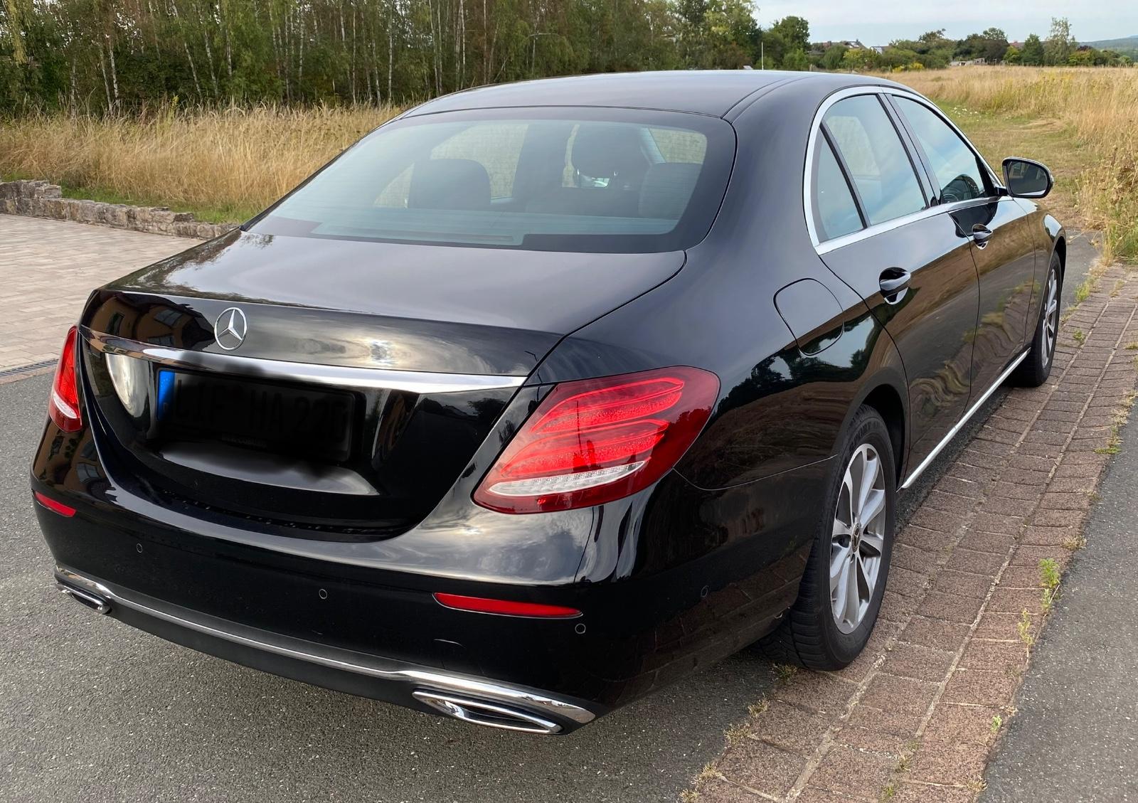 Mercedes-Benz E 220 d Autom. - Standheizung AHK