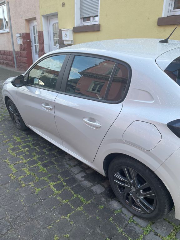 Image of Peugeot 208
