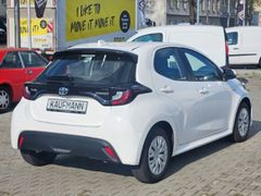 Fahrzeugabbildung Yaris Hybrid Comfort 1.5 Dual-VVT-iE EU6d