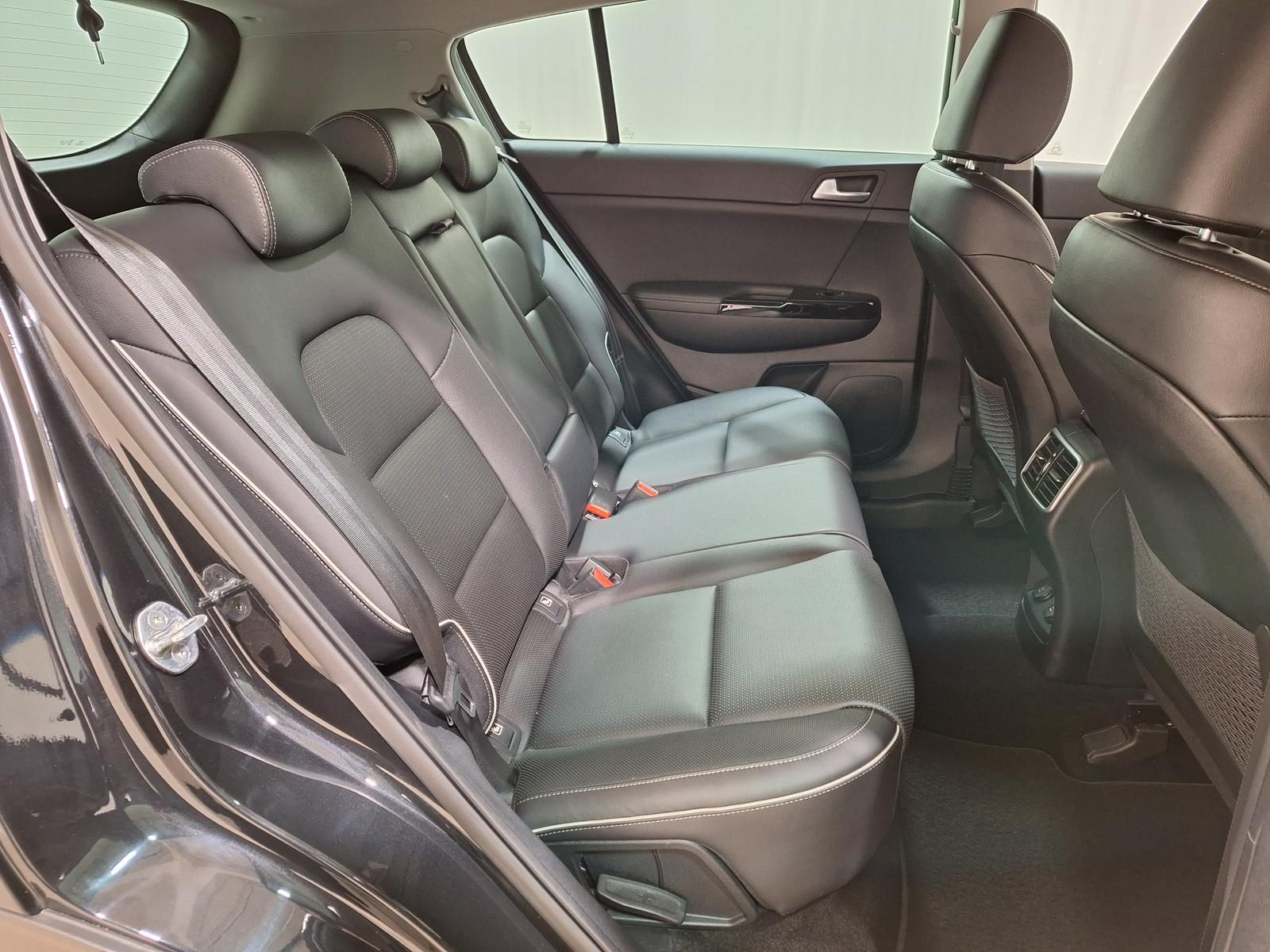 Kia Sportage 1.6 T-GDI DCT Black Edition LED/Leder|R foto 12