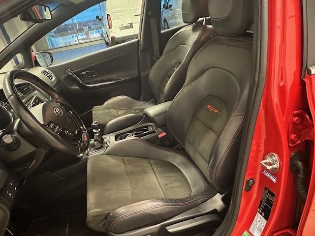 Fahrzeugabbildung Kia Ceed GT-Track 1.6 T-GDi Navi Leder Xenon Kurvenl