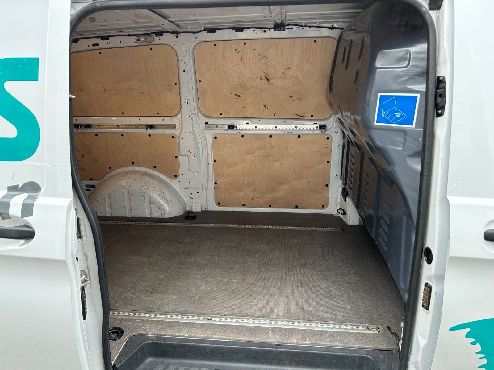 Fahrzeugabbildung Mercedes-Benz Vito Kasten 114 CDI  lang   Navi