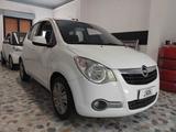 Opel Agila 1.0 12V 68 CV Elective - weiße Opel Agila
