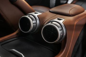 2018 Ferrari GTC4LUSSO — миниатюра 22