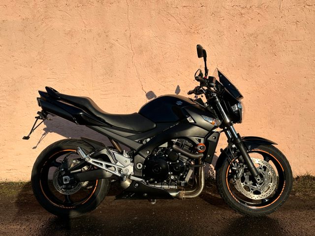 Suzuki GSR 600 MIT ABS SH-GEPFLEGT TOP ZUSTAND