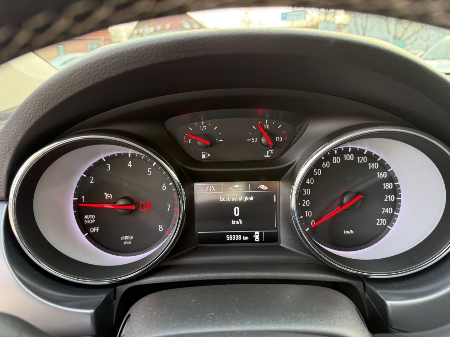 Fahrzeugabbildung Opel Astra K Sports Tourer Edition Start Stop LED App