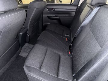 Toyota Hilux - 10