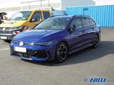 Volkswagen Golf VIII Variant 1.5 eTSI R-Line Klima Navi - mit Benzin-Antrieb: Kombi, mit Klimaautomatik