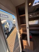 BUERSTNER Premio Plus 410TS-Hubbett-Dachklima-Mover-Markis