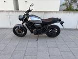 Yamaha XSR 700 - YAMAHA XSR700