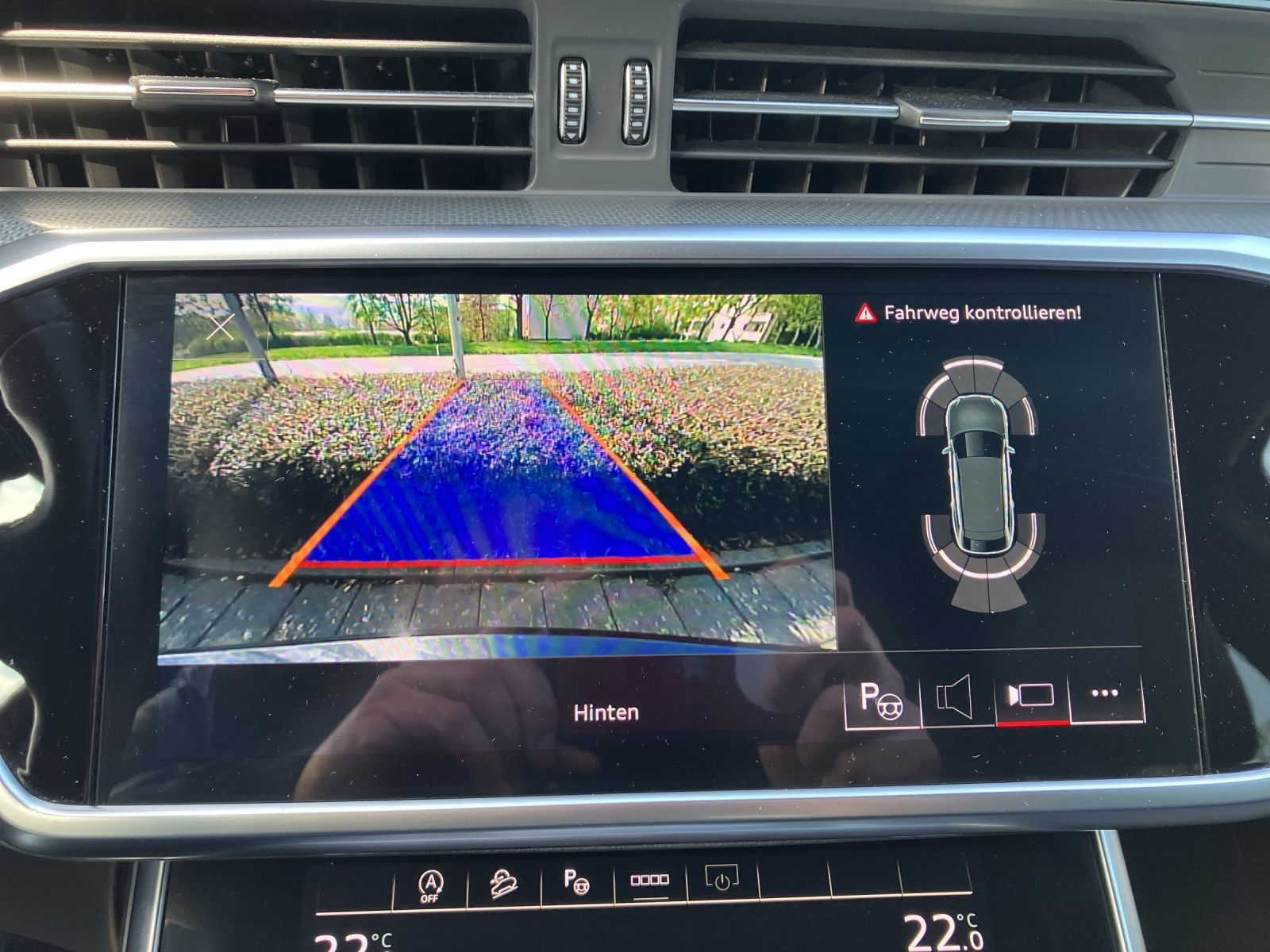 Fahrzeugabbildung Audi A6 Allroad 40 TDI quattro Matrix Luft Navi AVC A