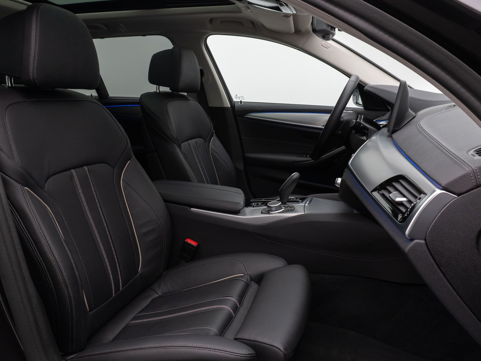 Fahrzeugabbildung BMW 540i xD LuxuryLine Panorama Laser Kamera SoftCL