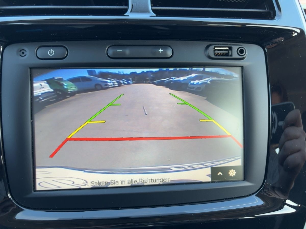 Fahrzeugabbildung Dacia Spring Essential 45 Kima Kamera CCS