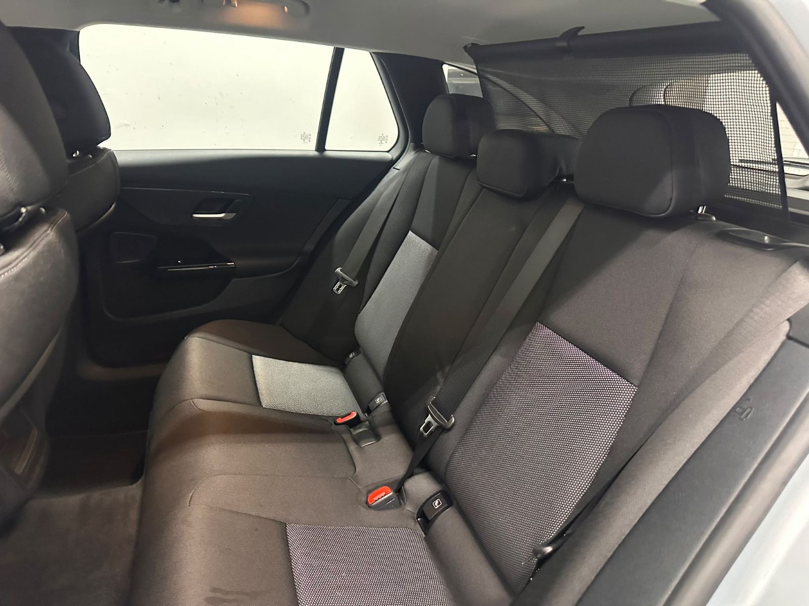 Fahrzeugabbildung Mercedes-Benz C 200 d T Autom. *KAMERA*AHK*DISTRO*LED*