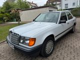 Mercedes-Benz 260 E - Mercedes-Benz 260: 260e