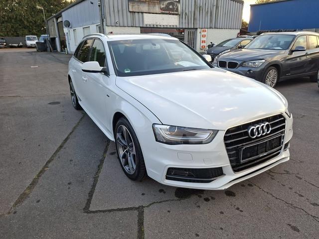 Audi A4 2015 — rear view