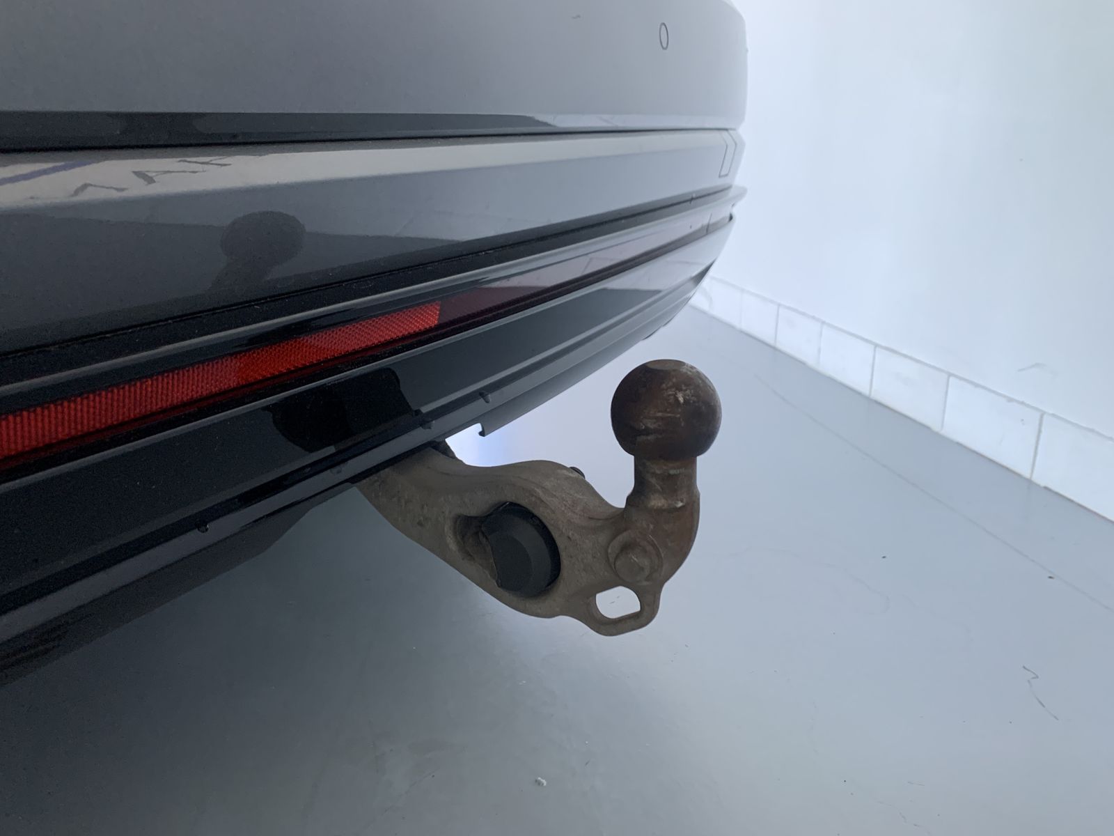Fahrzeugabbildung Volkswagen Touareg R-Line*4Motion*Leder*AHK*STHZ*Cam*