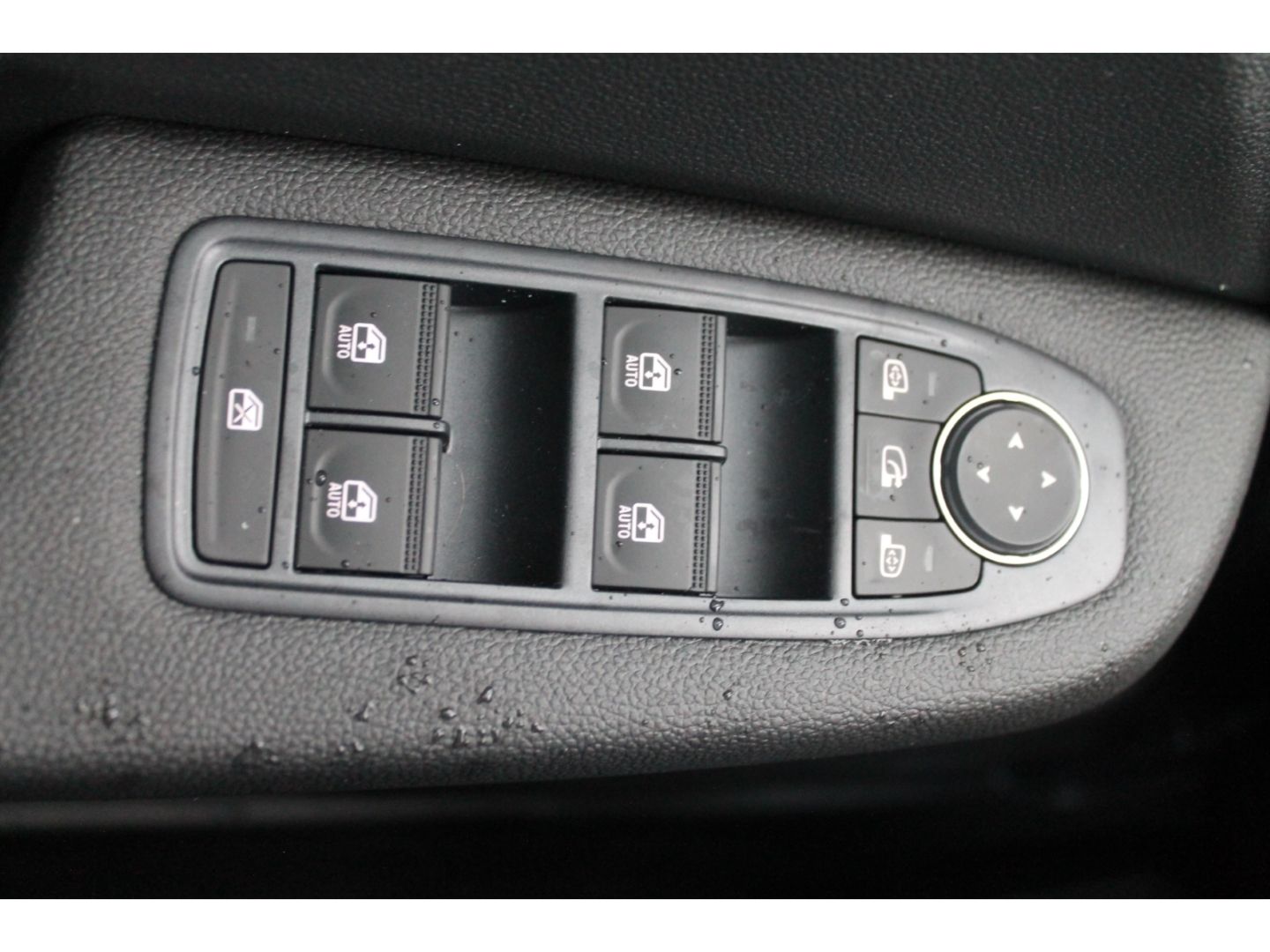 Mitsubishi Colt - Bild 17