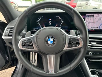 Fahrzeugabbildung BMW 330 d xDrive M Sport Widescreen