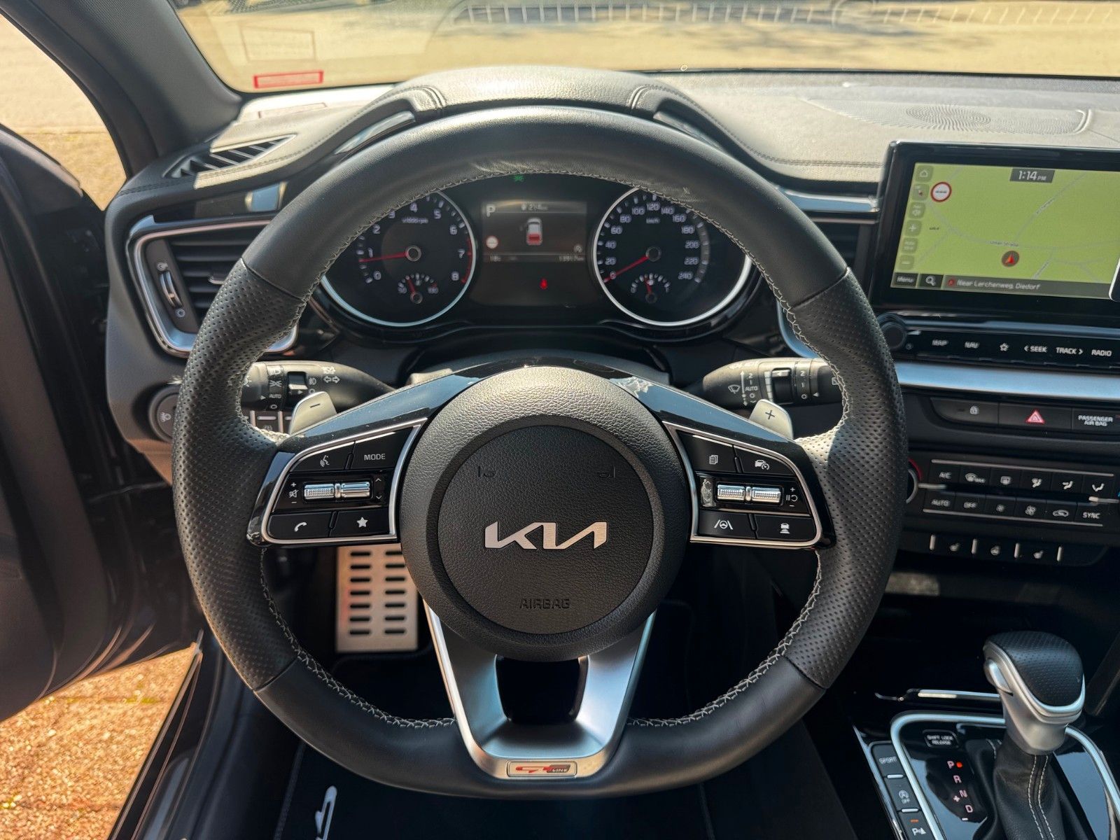 Fahrzeugabbildung Kia CEED 1.5T DCT7 GTL BENZIN 160 PS KAMERA NAVI