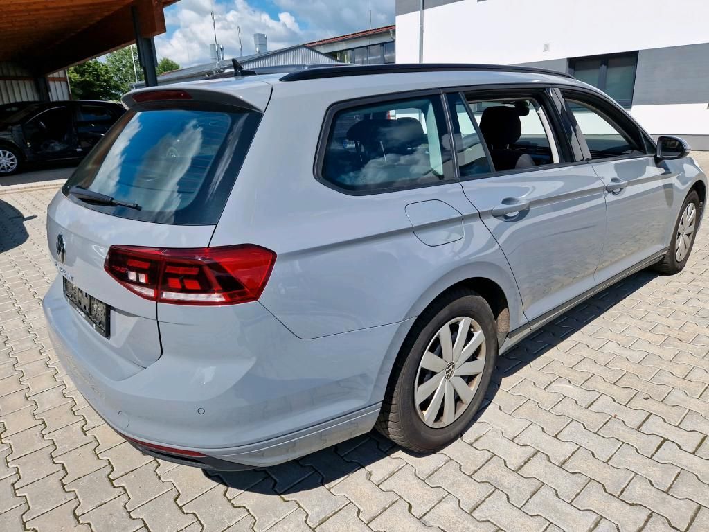 Volkswagen Passat Variant - Bild 5