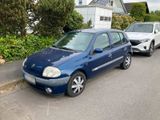 Renault Clio 2 Initiale - Renault Clio: Initial