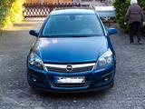 Opel Astra 1.6 Twinport Sport 77kW Sport - Opel Astra aus 2007: Sport