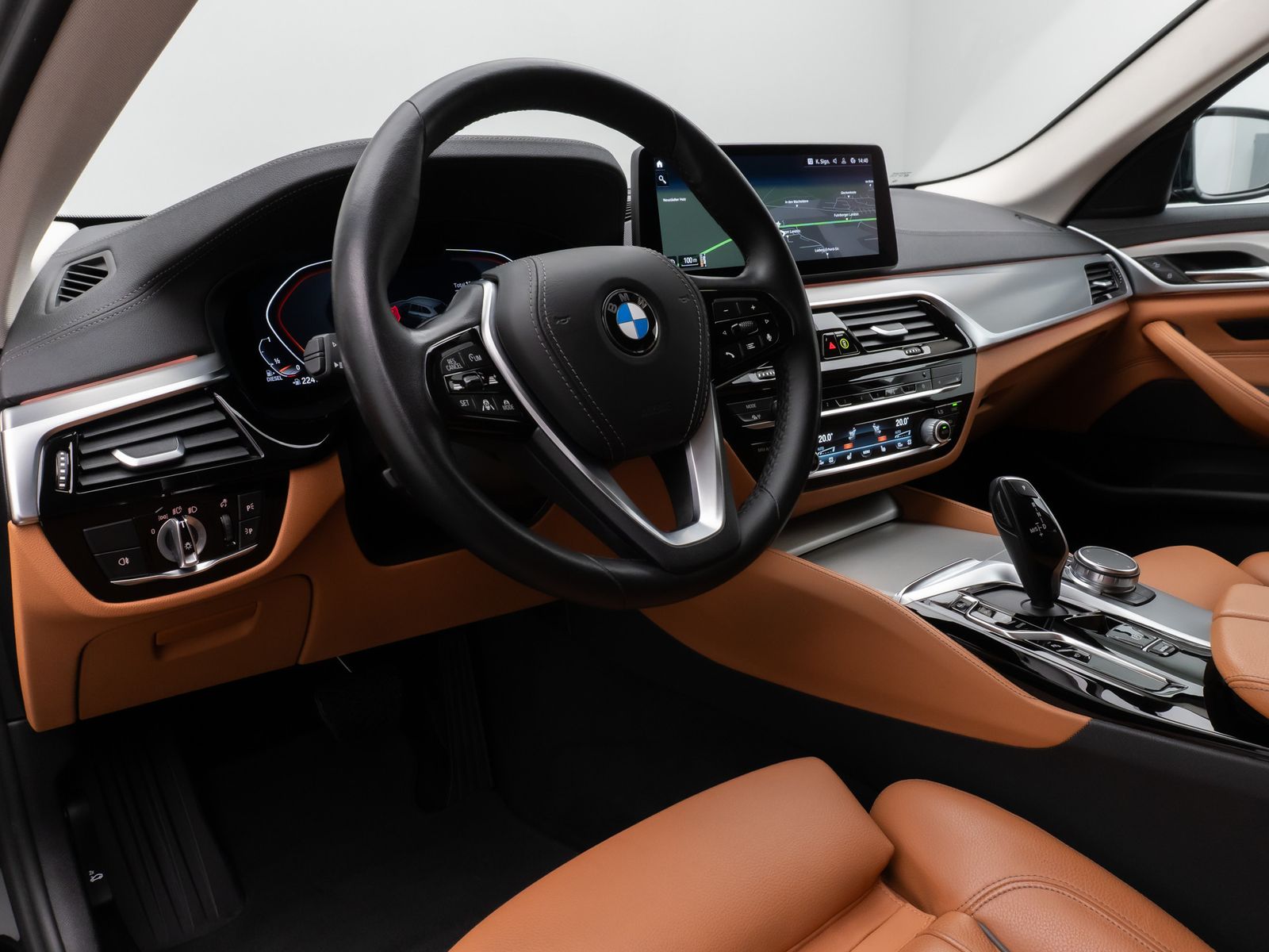 Fahrzeugabbildung BMW 530d xD Luxury Line 360° Laser HUD HiFi Komfort