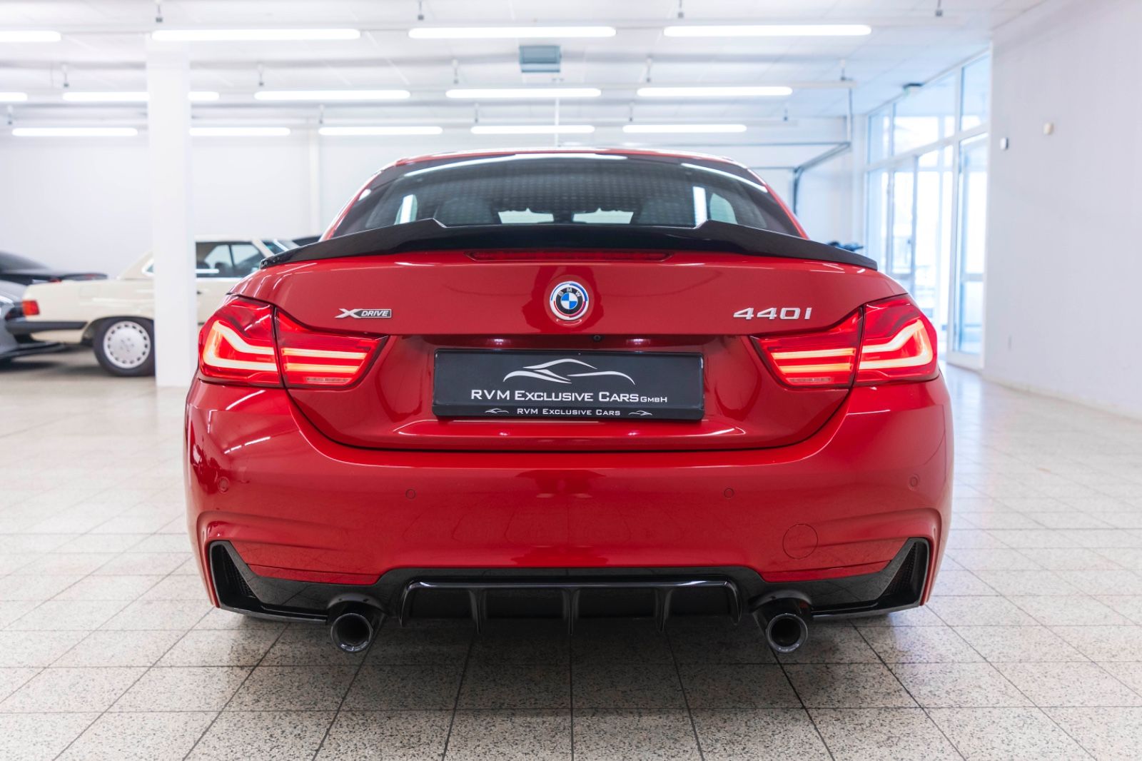 Fahrzeugabbildung BMW 440iX M-Performance HUD H&K LED KAM TOTW CARPLAY