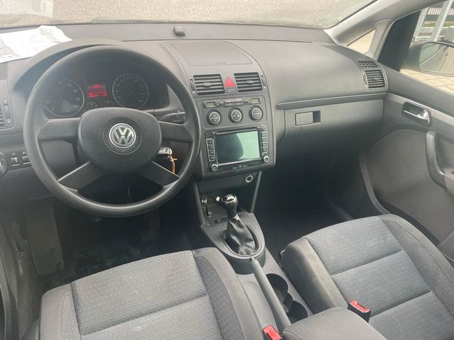 Fahrzeugabbildung Volkswagen Touran Trendline