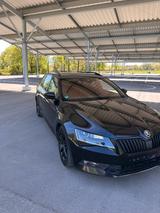Skoda Superb 2.0 TDI SCR 140kW DSG SportLine Combi... - Skoda Superb: 140