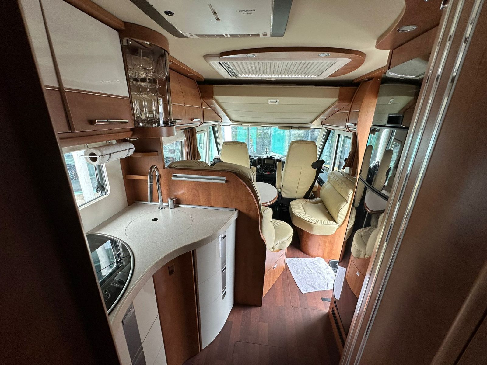 Fahrzeugabbildung Carthago Chic C-Line 4.9 LE L  sehr viele Extras