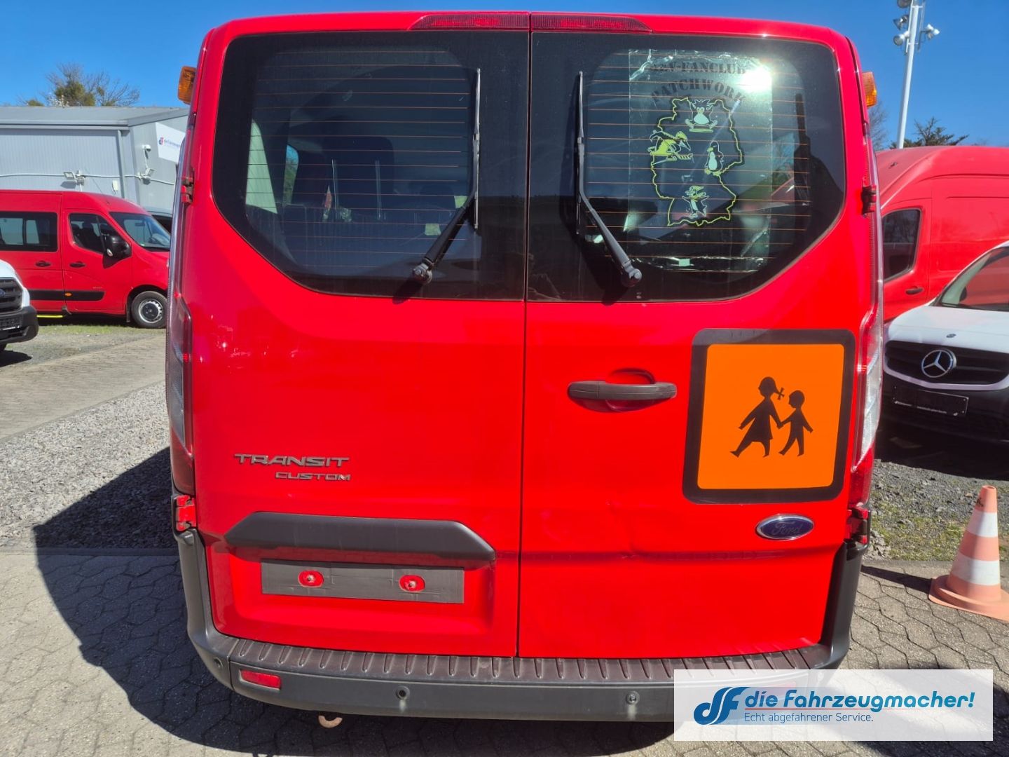 Fahrzeugabbildung Ford Transit Custom Kombi 300 L1 2.2 TDCi*1667 Export
