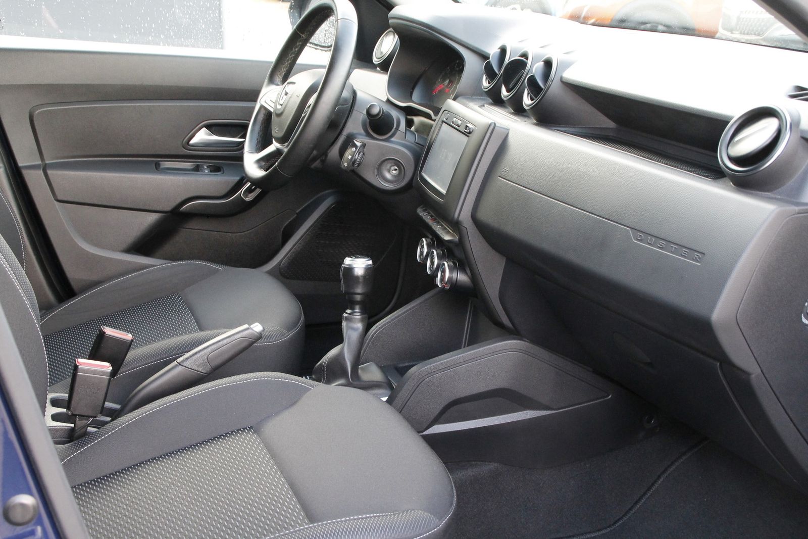 Fahrzeugabbildung Dacia Duster Comfort SCe 115 2WD