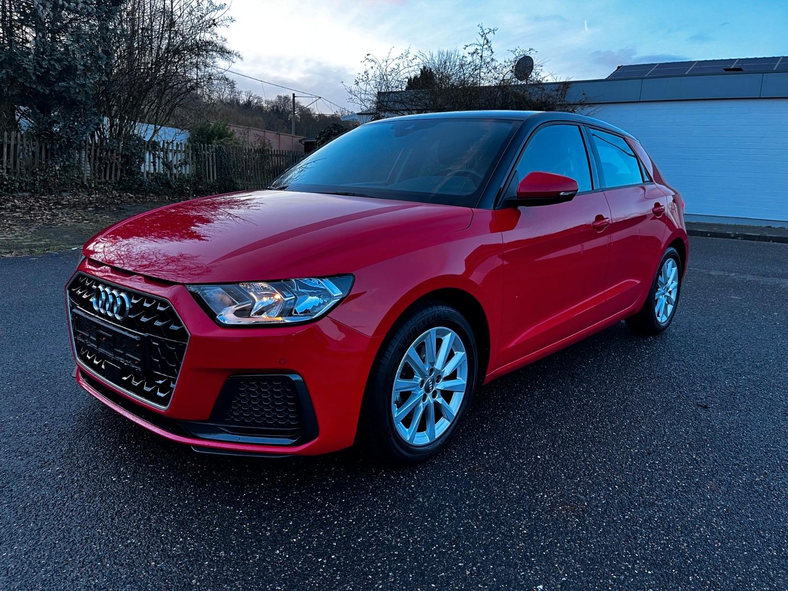 Audi A1 Sportback 30 TFSI S tronic NaviPlus Sitzheiz