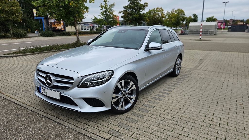 Image of Mercedes-Benz C 200