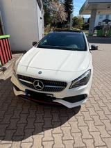 Mercedes-Benz Mercedes Benz CLA 250 Shooting Brake AMG Line - gebrauchte Mercedes-Benz CLA 250 Shooting Brake aus dem Jahr 2016