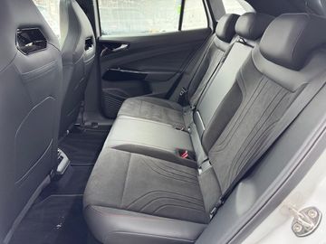 Bild 8 VW ID.4 GTX 4Motion IQ.Light Pano-SD Navi