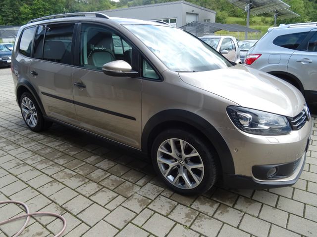 Volkswagen Gross Touran Comfortline. Aus 1. Hand