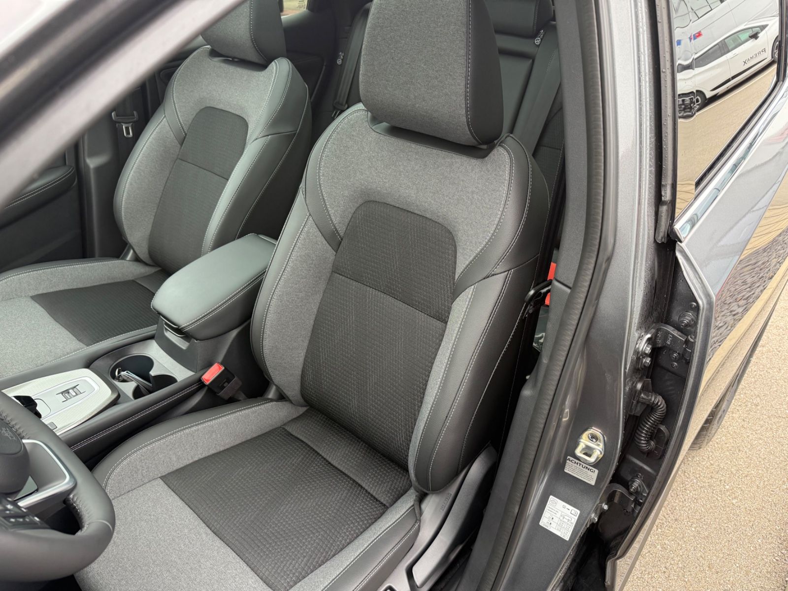 Fahrzeugabbildung Nissan Qashqai N-Connecta e-Power Pano 360°